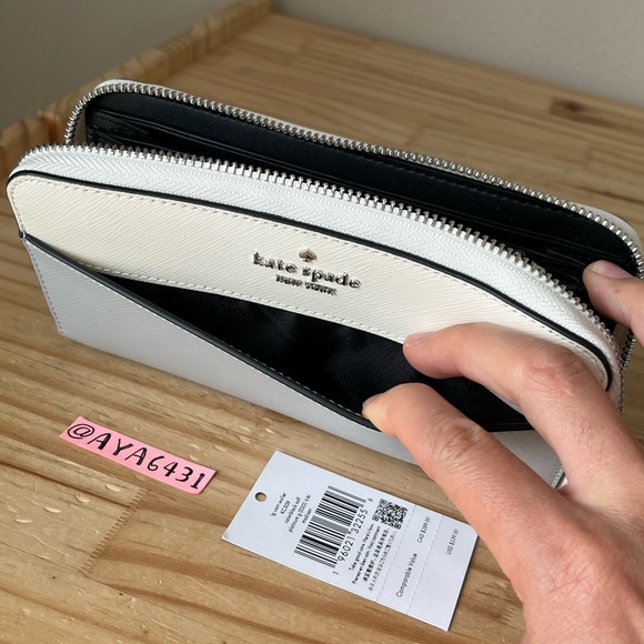 Kate Spade Wallet🎈🎈 - Picture 6 of 8